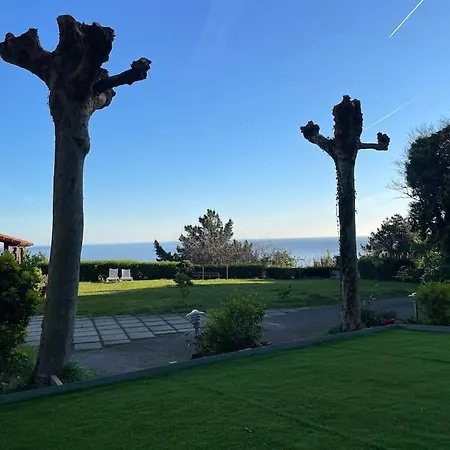 Monte Y Playa Junto Al Mar بيت للعطل *